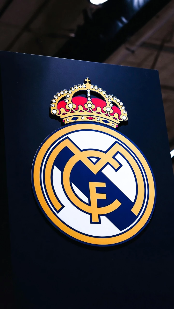 Logo Club Football Espagnol Emblematique Mobile