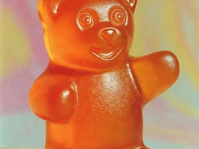 Une Photo Editoriale Des Annees 1990 D Un Personnage Dynamique De Bonbon Ourson