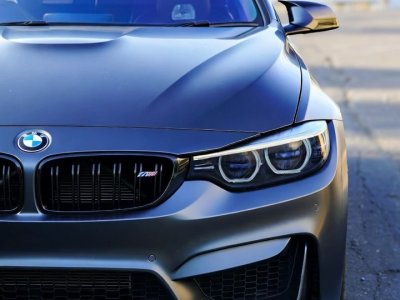 Bmw M4 Voiture Sport Grise Luxe Route Mobile