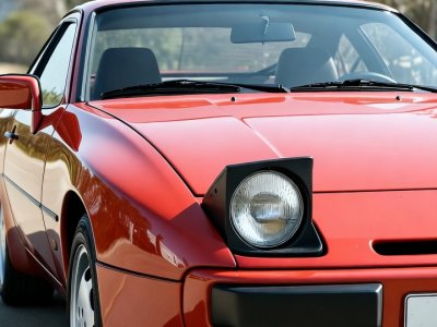 Porsche 924 Rouge